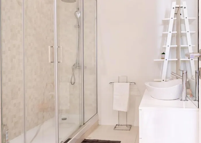 Unique Experience Lisbon